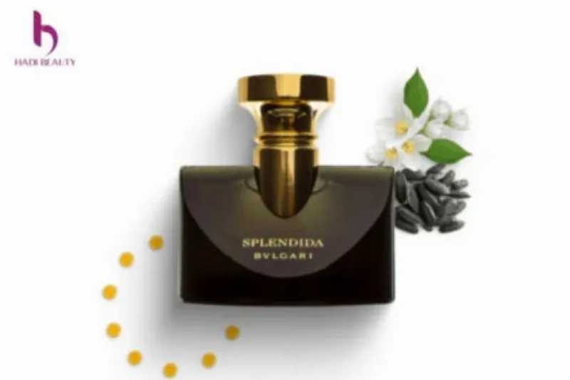 Bvlgari Splendida Jasmin Noir với màu đen sâu bí ẩn, sang trọng