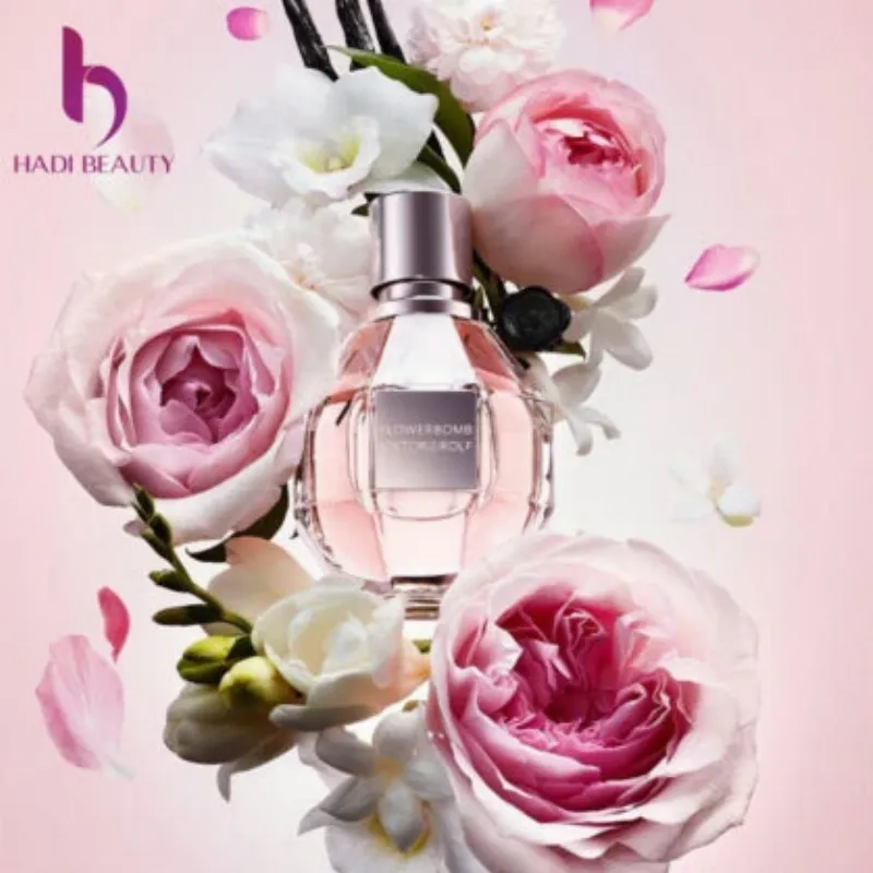 Hương hoa cỏ ngào ngạt bên trong Viktor &amp; Rolf Flowerbomb