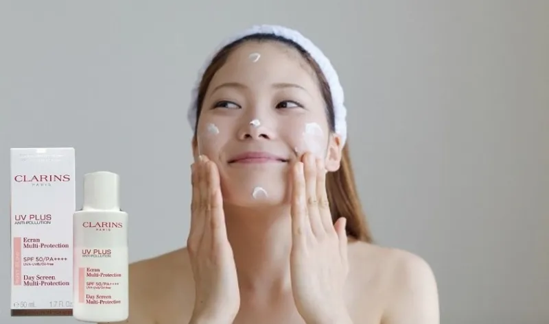 Kem chống nắng Clarins UV Plus Translucent