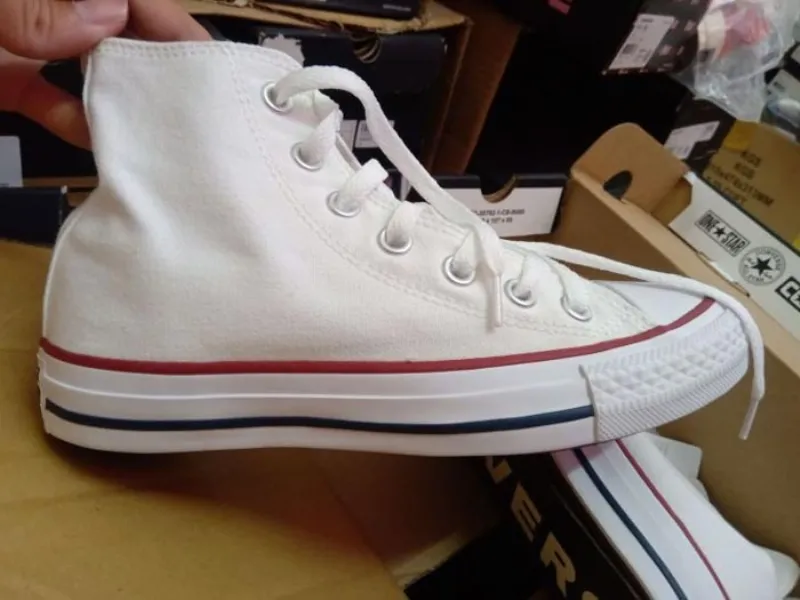 Mũi giày Converse